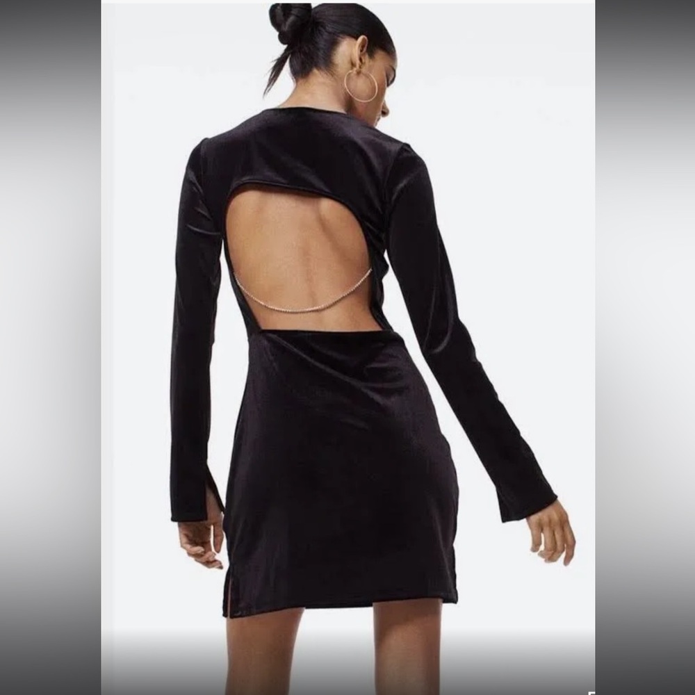 Divided By H&M Open Back Velour Dress Black Size Small Long Sleeve Trendy
